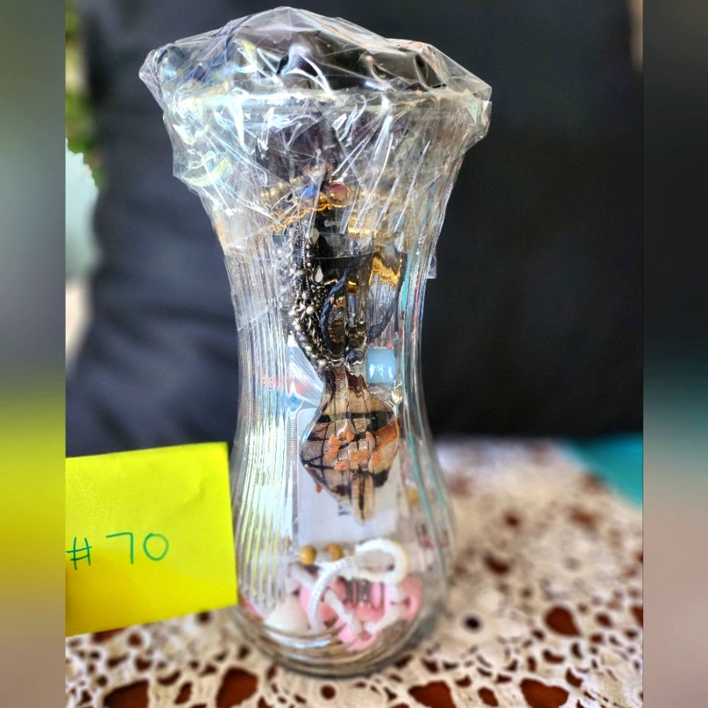 Grab bag vase